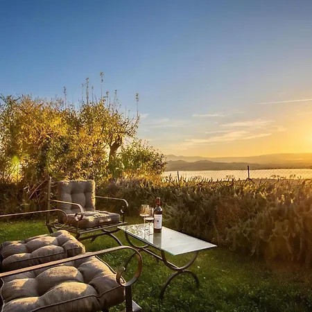 House With Lakeview Between Tuscany And Umbria * Кастильоне-дель-Лаго